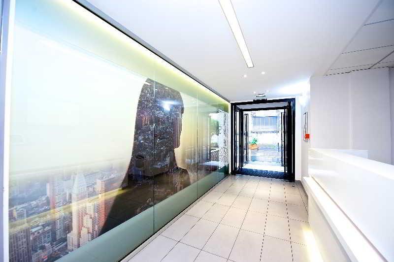 Staycity Aparthotels Paris Gare De L'Est Exterior photo