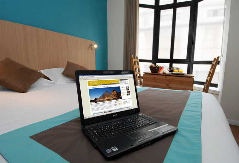 Staycity Aparthotels Paris Gare De L'Est Exterior photo